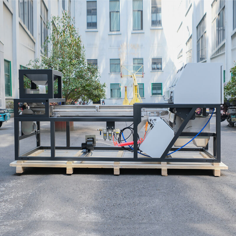 Έξυπνη μηχανή διαλογής χρωμάτων βαρέως τύπου Wenyao με κάμερα RGB CCD για διαλογή πιπεριού τσίλι και σκόρδου και απόδοση 1000-1500 kg/h με τηλεχειριστήριο Wifi